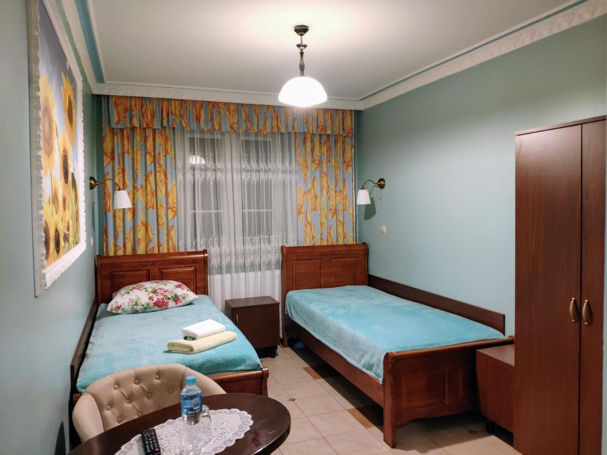 Bed and Breakfast Dwor Bartnika Narewka Esterno foto