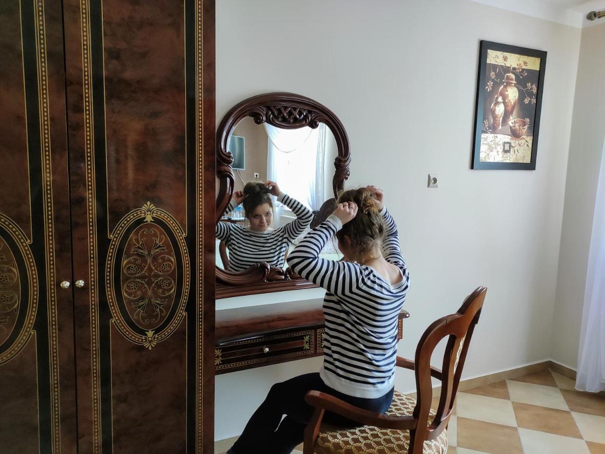 Bed and Breakfast Dwor Bartnika Narewka Esterno foto
