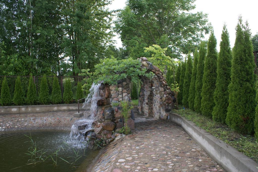 Bed and Breakfast Dwor Bartnika Narewka Esterno foto